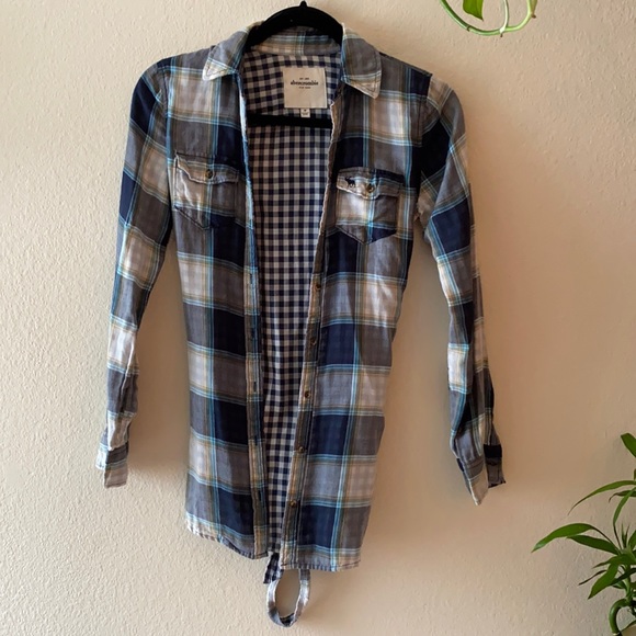 Abercrombie Kids Button Down Flannel. Size: M - Picture 2 of 5